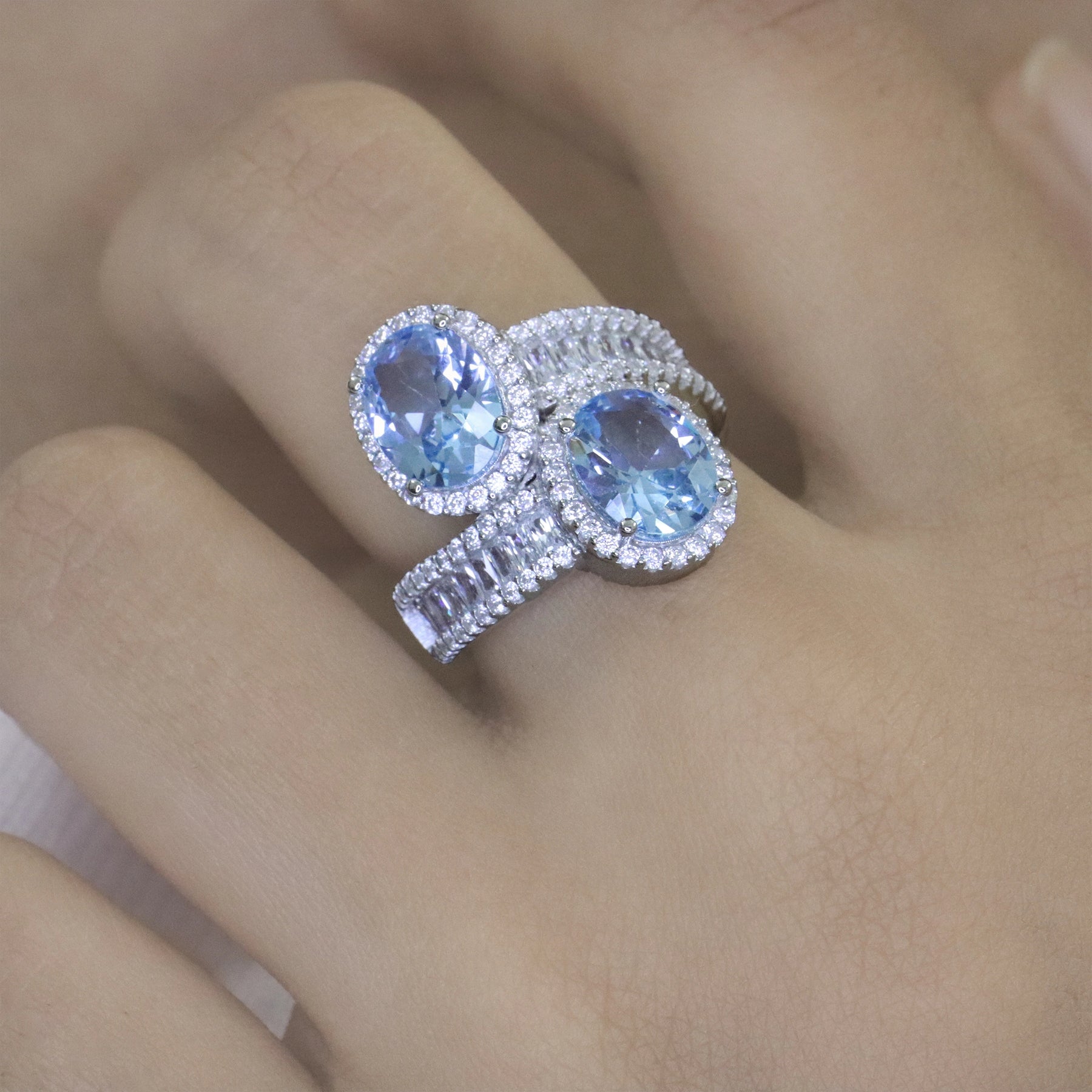 Aqua Toi et Moi Ring