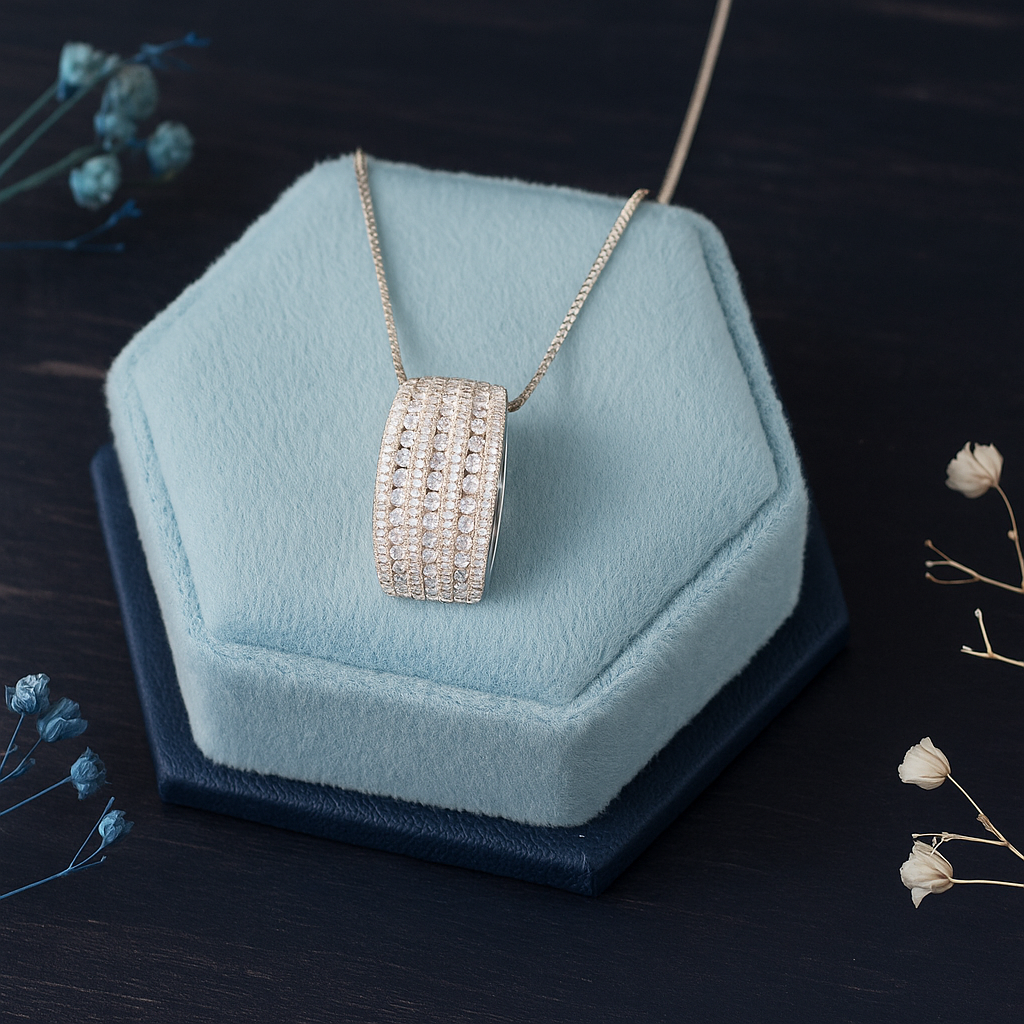 White Stripe Curve Pendant