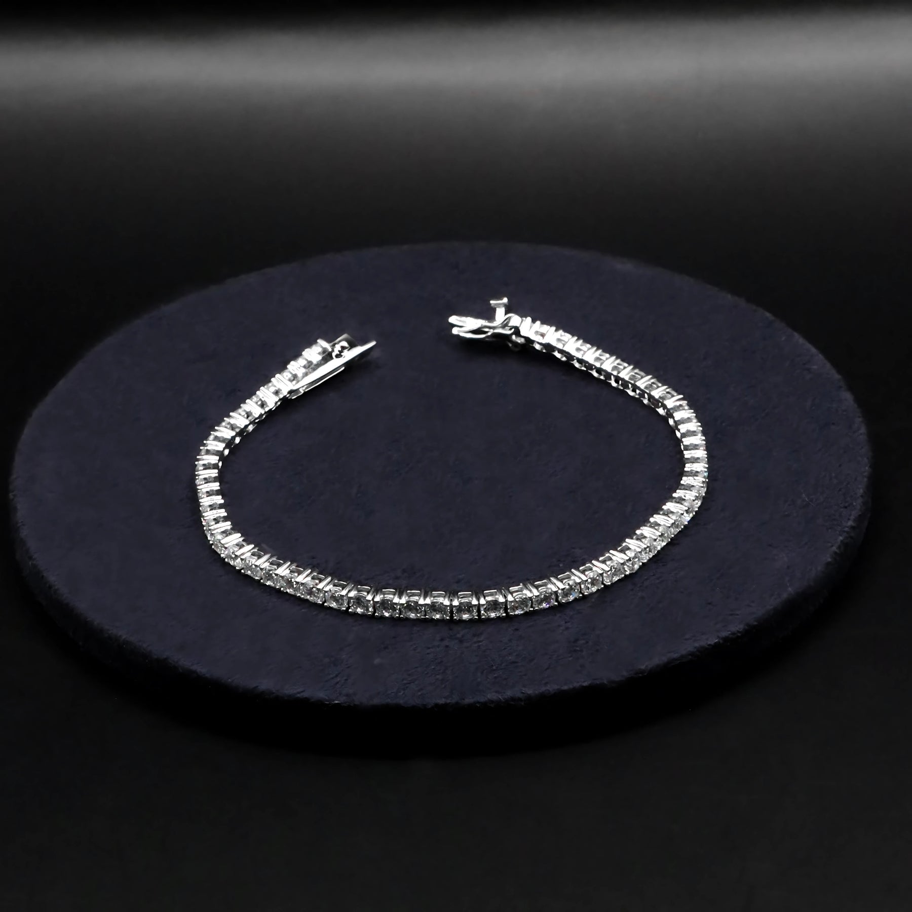 Round Cut White CZ Tennis Bracelet