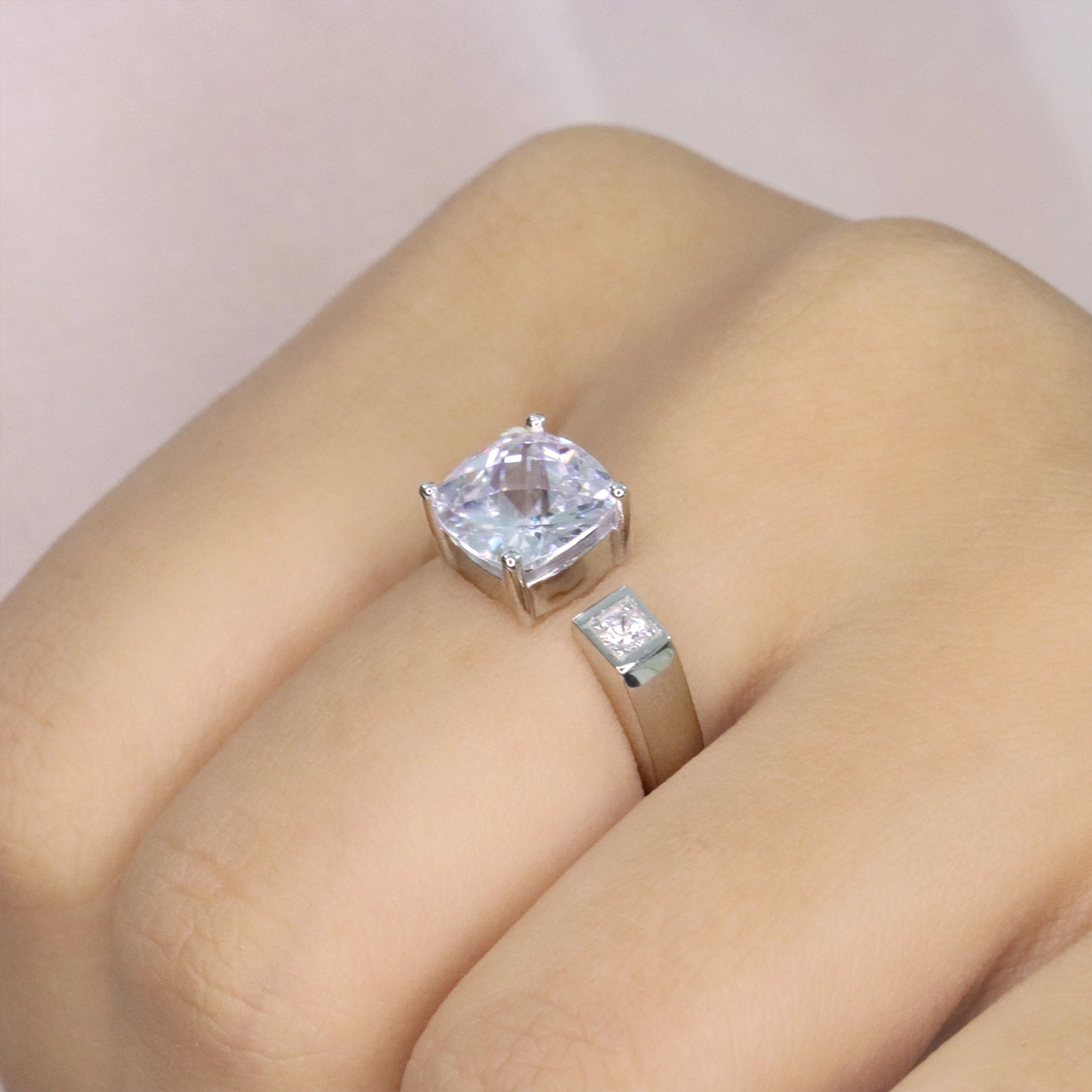 Monaco Mystic White Ring