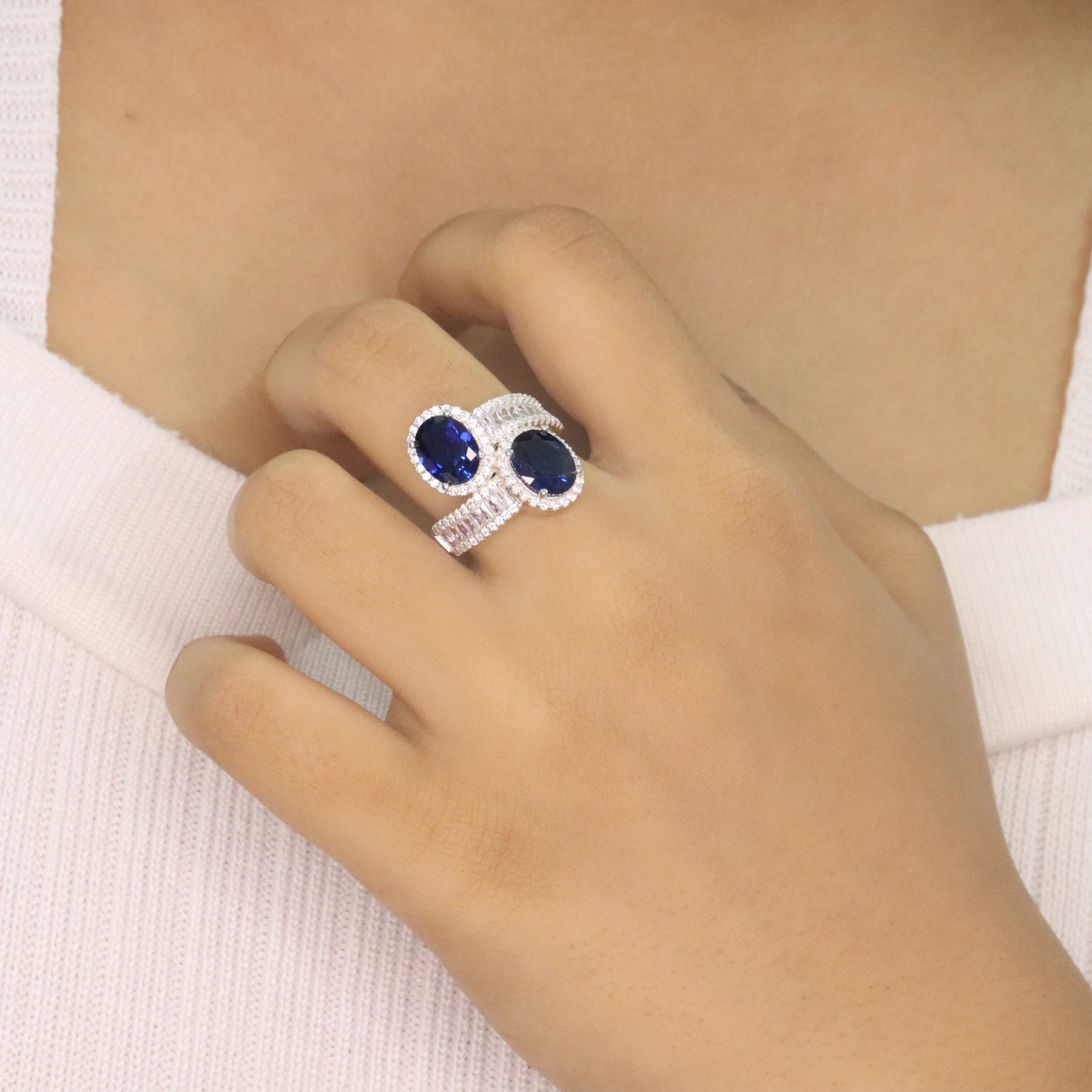 Sapphire Toi et Moi Ring