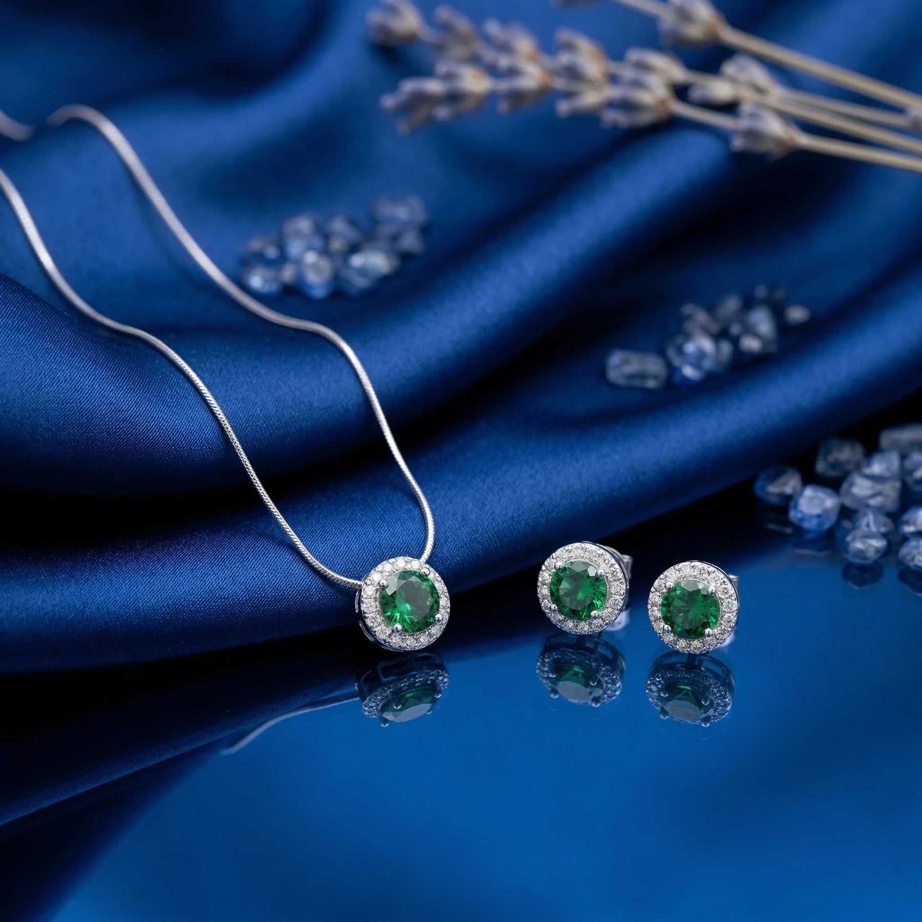 Emerald Halo Elegance Set