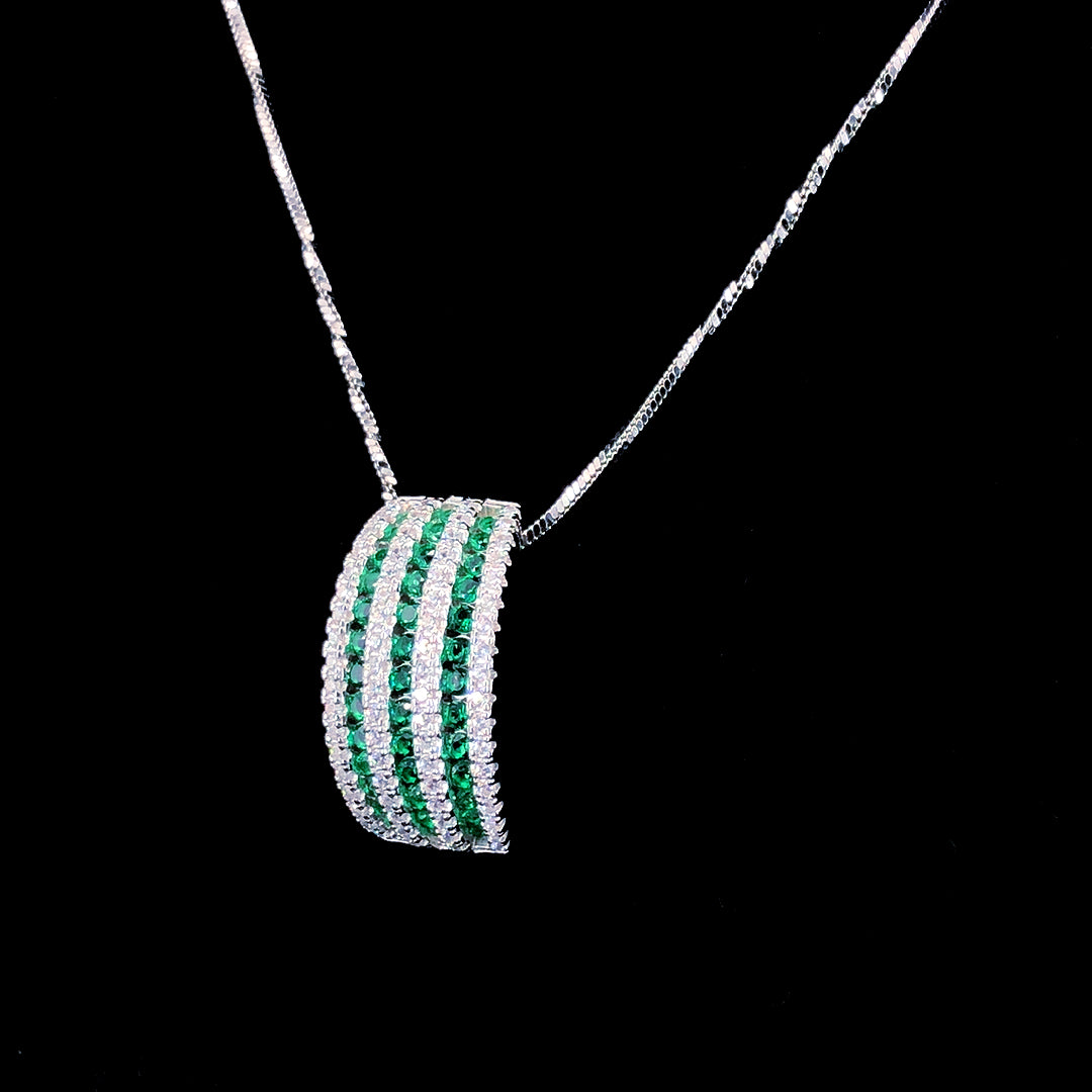 Emerald Stripe Curve Pendant