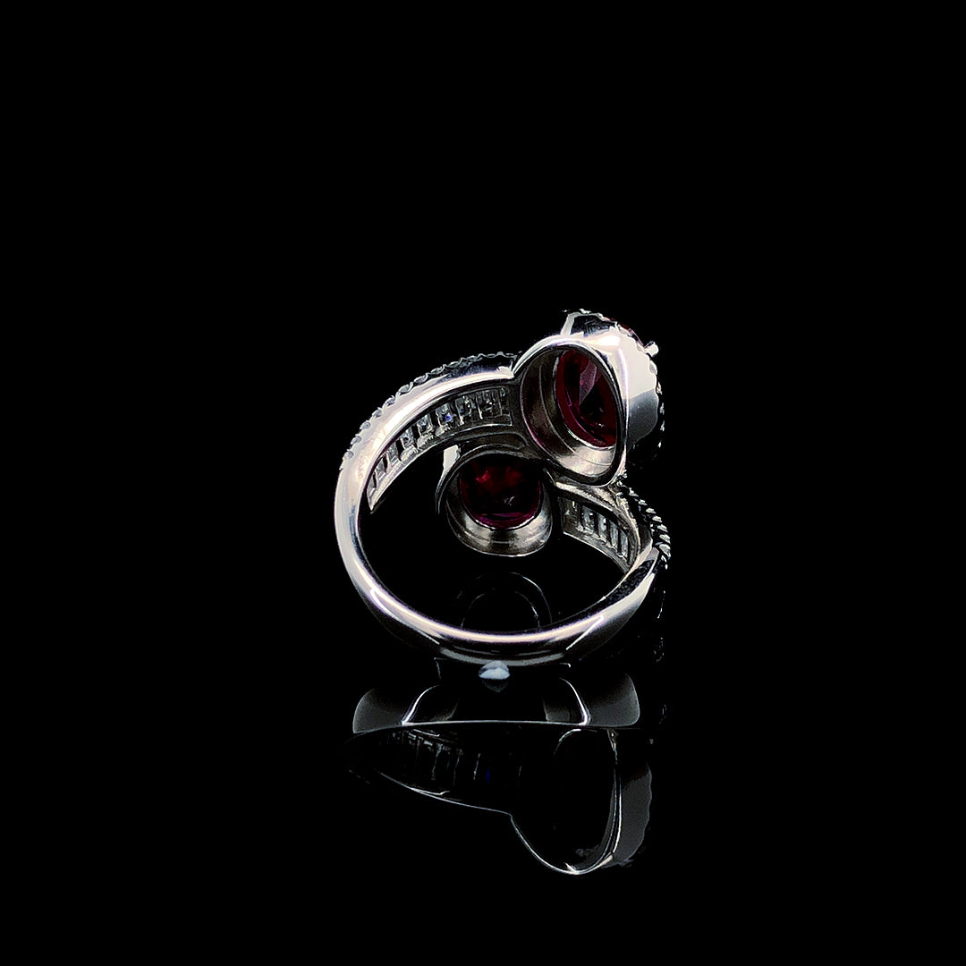 Ruby Toi et Moi Ring