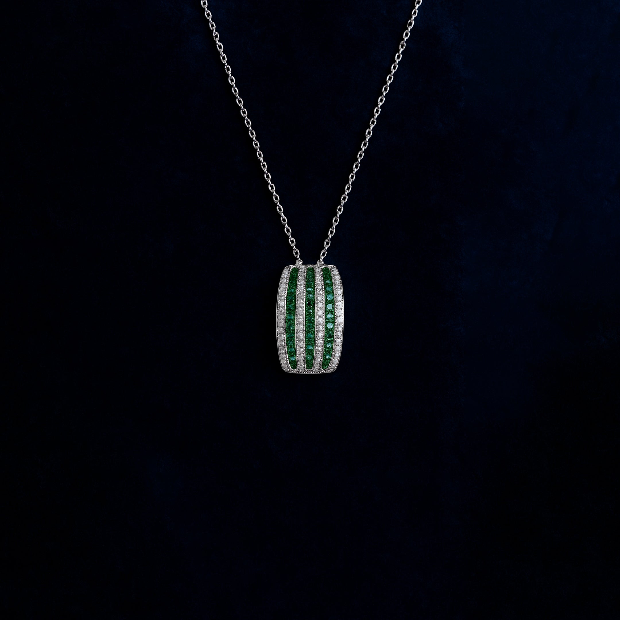 Emerald Stripe Curve Pendant