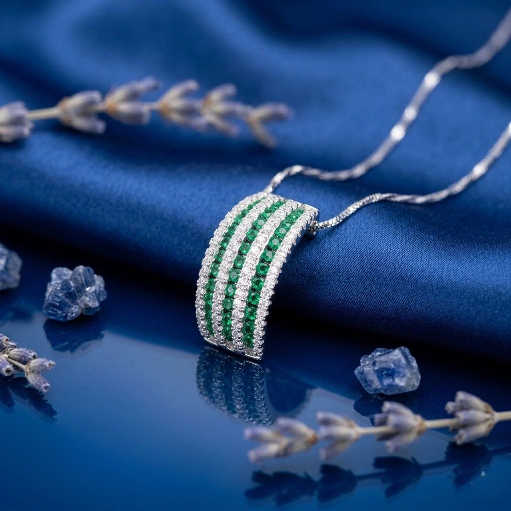 Emerald Stripe Curve Pendant