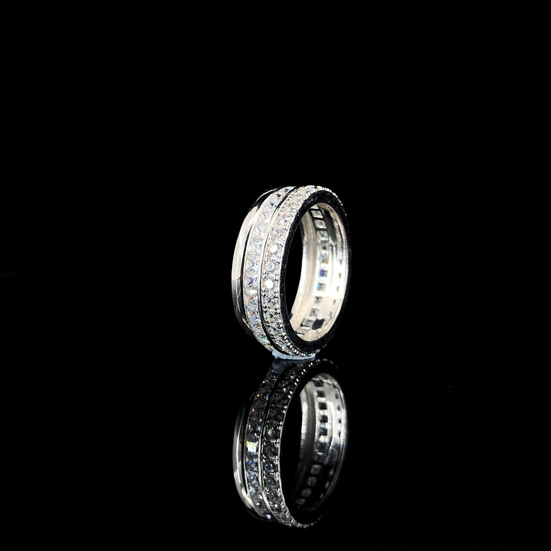 Cushion Cut White Band