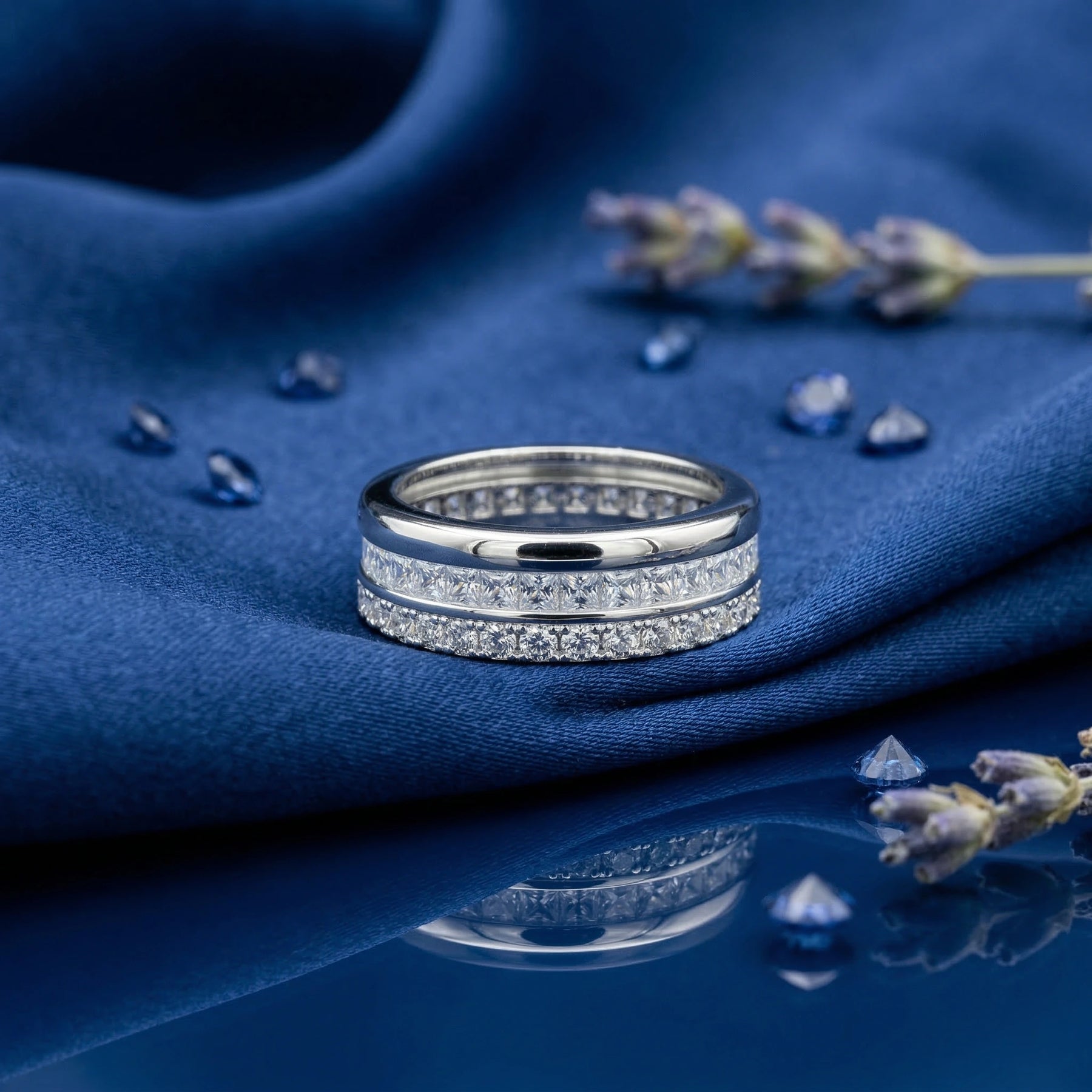Cushion Cut White Band