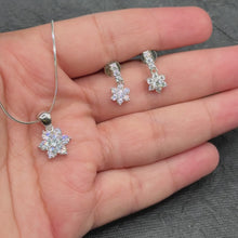White Blossom Floral Set