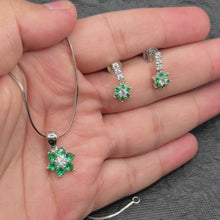 Emerald Blossom Floral Set